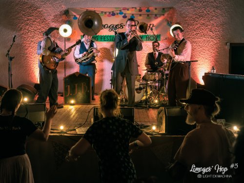 Limoges'Hop #5

Partage libre à des fins non promotionnelles ou commerciales, en créditant l'auteur (@lightexmachina).

© Alexandre - LIGHT EX MACHINA 2023, tous droits réservés.